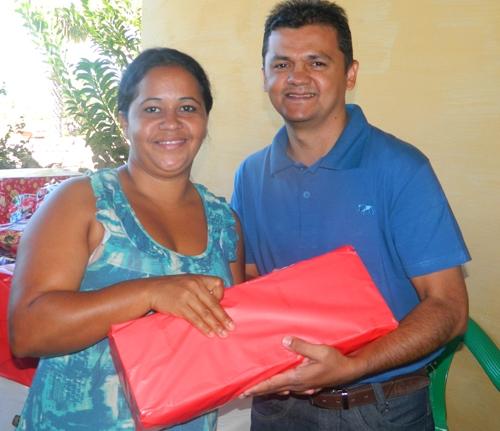 Comunidade Data Veados realizou festa em homenagem ao Dia das Maes - Imagem 15