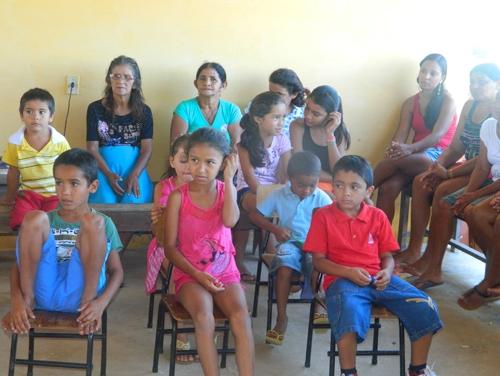 Comunidade Data Veados realizou festa em homenagem ao Dia das Maes - Imagem 7