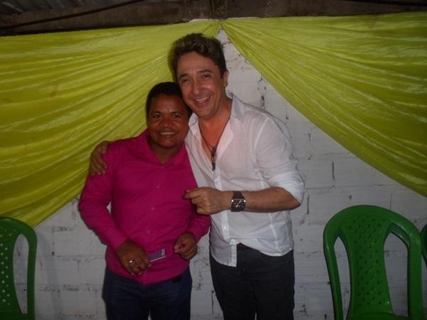 Tom Cleber faz um grande show em Valença - Imagem 29