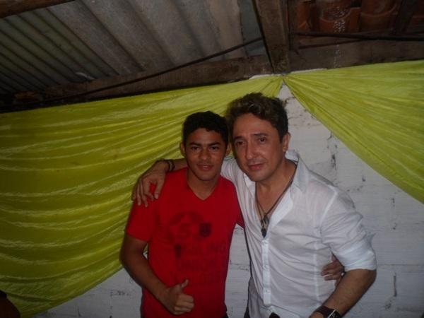 Tom Cleber faz um grande show em Valença - Imagem 24