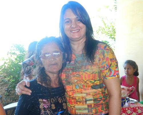 Comunidade Data Veados realizou festa em homenagem ao Dia das Maes - Imagem 26