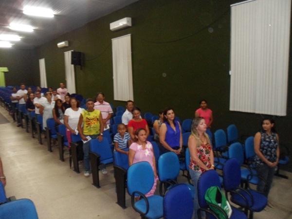 Prefeito Walfredo empossa o Conselho Municipal de Pessoas Portadoras de Deficiência  - Imagem 11