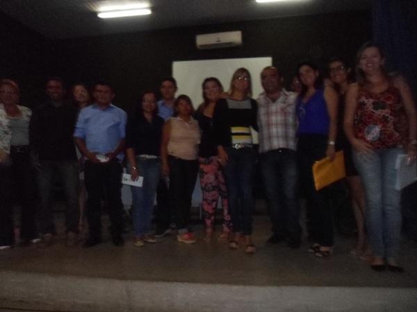 Prefeito Walfredo empossa o Conselho Municipal de Pessoas Portadoras de Deficiência  - Imagem 1