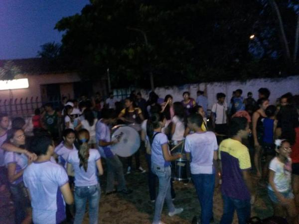 Alunos da Escola Paulo Ferraz se destacam nas Olimpíadas de Matemática sem Fronteiras 2014 - Imagem 3