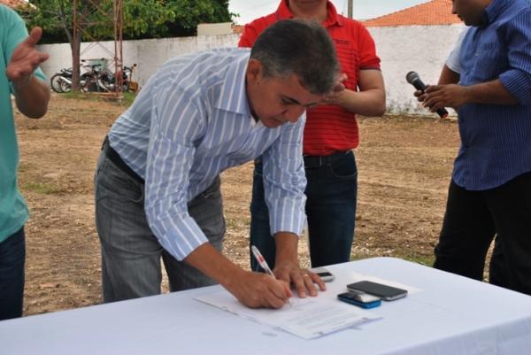 Assinada ordem de serviço para construção de UPA 24h  - Imagem 2