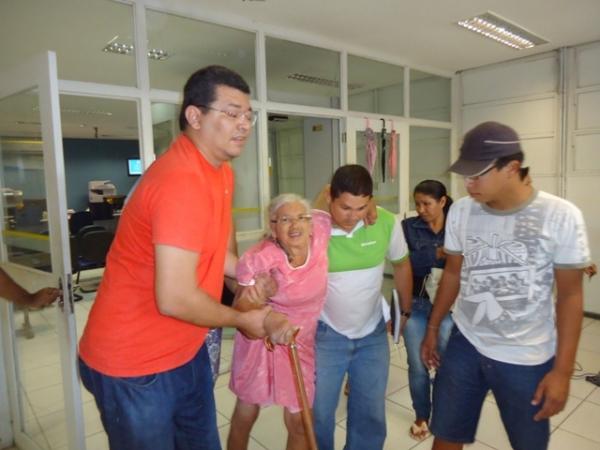 Bandidos fortemente armados assaltam agência do BB de São Miguel do Tapuio - Imagem 2