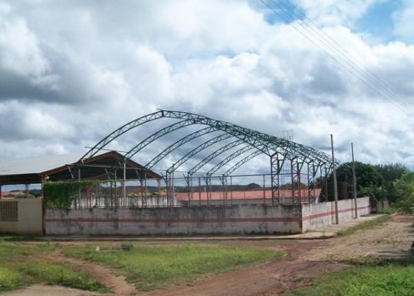 Jatobá do Piauí: Cobertura de quadra anda em ritmo acelerado - Imagem 1