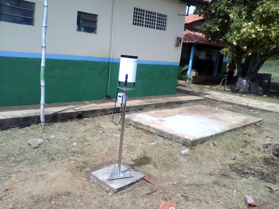 Defesa Civil de Esperantina instala 1º Pluviômetro semiautomático no município