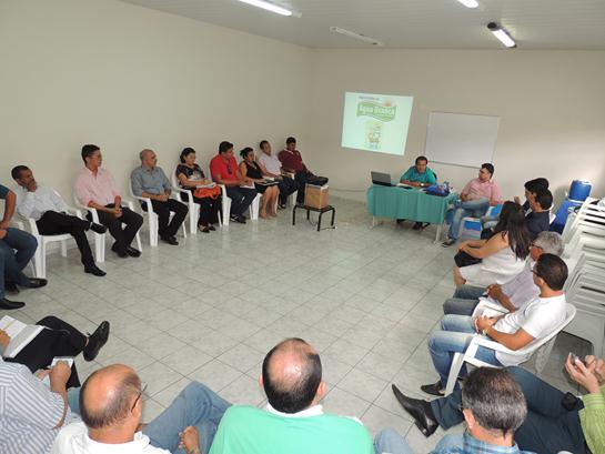 Prefeito Jonas Moura reuniu equipe de governo e vereadores