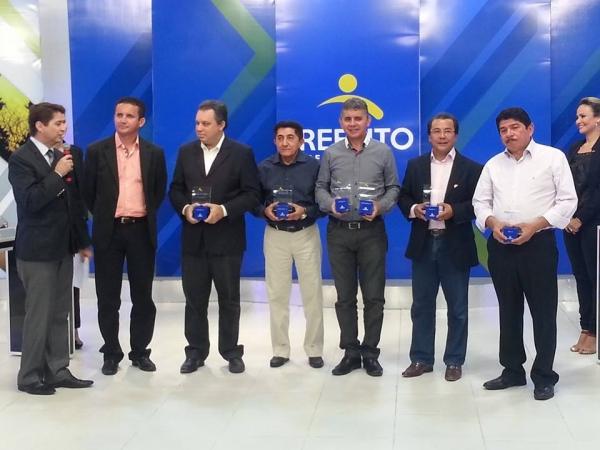 O Prefeito Jonas Moura ganha o prêmio “Prefeito Realizador” - Imagem 6