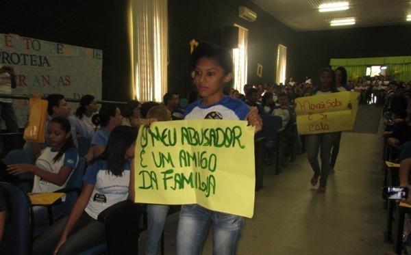  SEMAS realiza o I Fórum de Combate a Violência e Exploração Sexual Contra Crianças e Adolescentes - Imagem 11