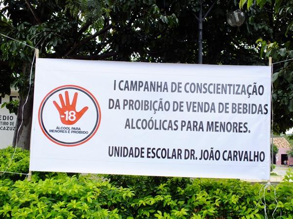 Colégio de Dom Expedito Lopes promove evento contra vendas de bebidas alcoólicas a menores.
