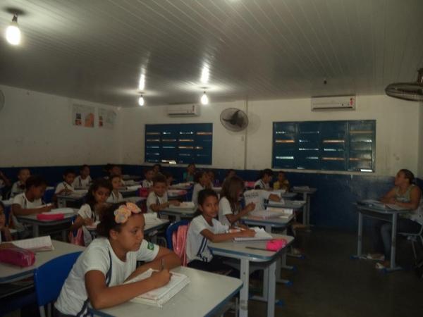 Prefeitura Municipal de São Félix em parceria com a Secretaria de Educação climatiza a Escola Mun. Pe. Anchieta - Imagem 8