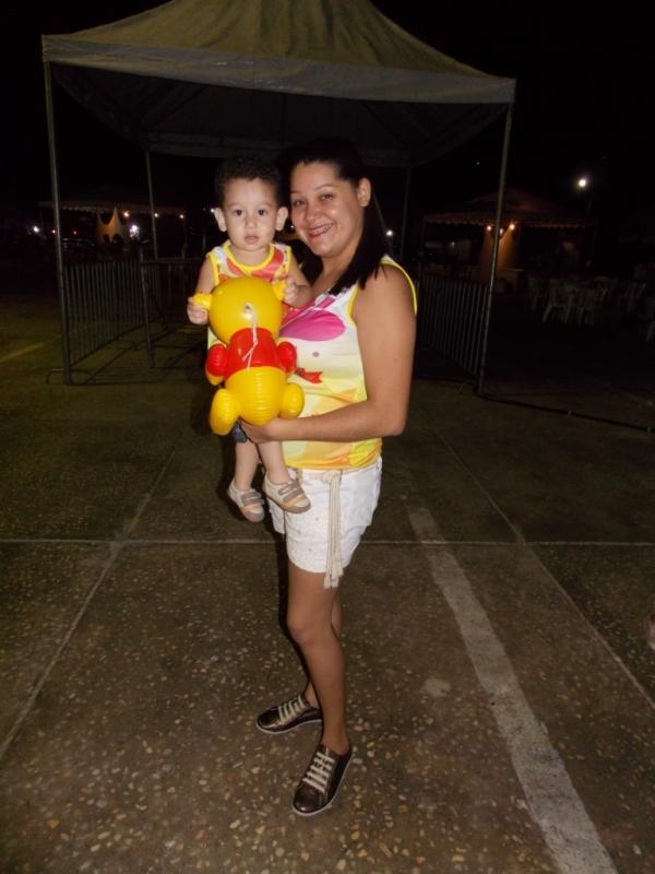 Nota III - Confira fotos da primeira noite da XIII edição do Capi Folia 2014 - Imagem 2