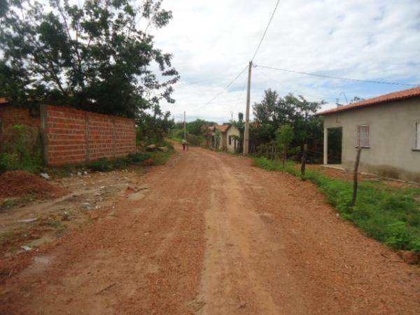 Prefeitura Municipal de Batalha  Abri Ruas  e recupera ruas vicinais na Vila Kolping e Pedra do Letreiro - Imagem 7