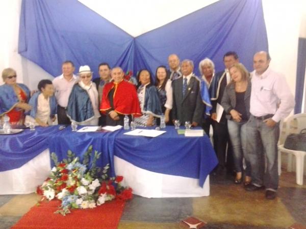 José Teixeira e Padre Rivaldo tornam-se ‘imortais’ na Academia de Letras do Médio Parnaíba - Imagem 30