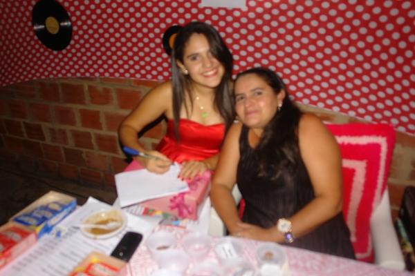 Ray Santos e Claudia Mota convidam para o 13° Baile dos Anos 60 - Imagem 2