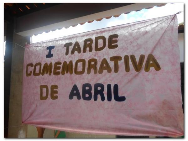 Escola Municipal Tia Nenen Brito comemora Dia do Índio, dia de Tiradentes, dia do Livro e a Páscoa - Imagem 17