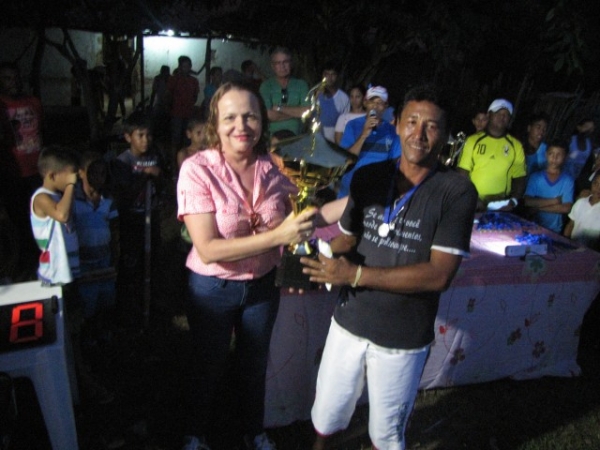 Grande final  de torneio de futebol Amador de campo em Miguel Alves - Imagem 5