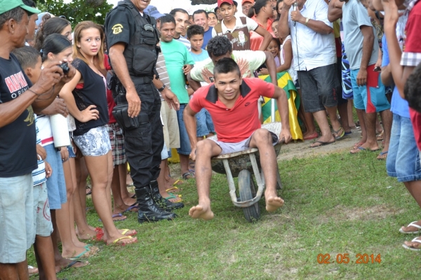 Brincadeira do carro-de-mão animou a festa do trabalhador em Boa Hora - Imagem 6