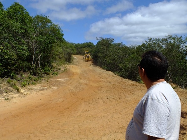 Prefeito Alecxo Belo visita obras de Recuperação de Estradas Rurais - Imagem 7