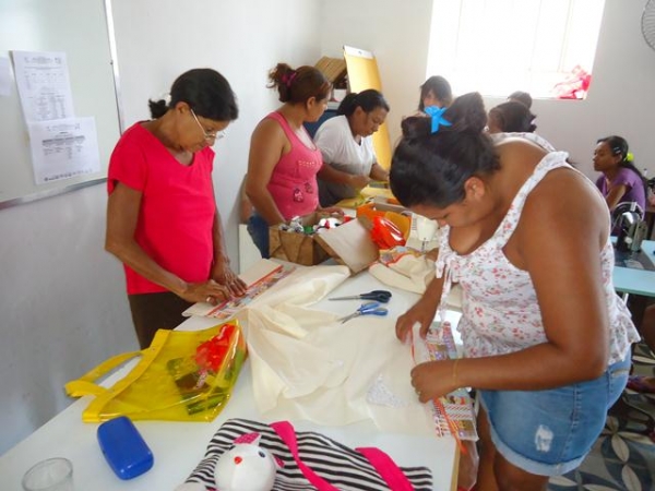 Secretaria Municipal de Assistência Social Promove Curso de Corte e Costura - Imagem 10