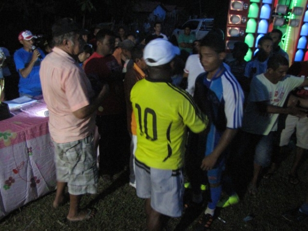 Grande final  de torneio de futebol Amador de campo em Miguel Alves - Imagem 4