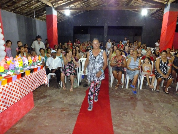 Dom Expedito Lopes antecipa a comemoração do Dia das Mães! Festa com grande Glamour - Imagem 54