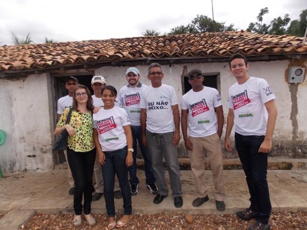 Secretaria de Saúde realiza “Dia D” de combate à dengue nas comunidades Melancias e Serrinha - Imagem 10