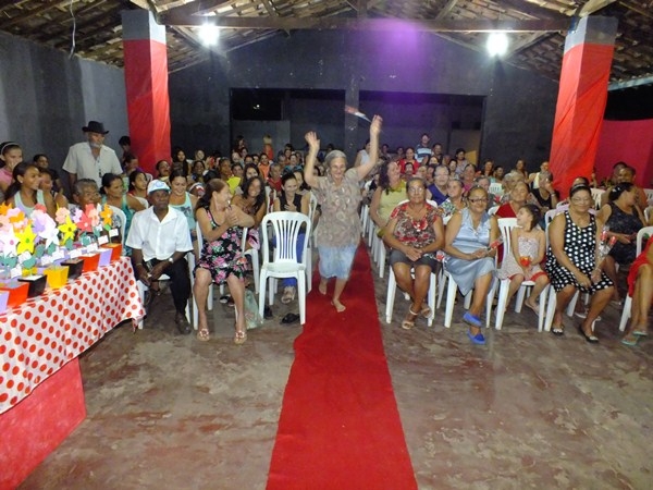 Dom Expedito Lopes antecipa a comemoração do Dia das Mães! Festa com grande Glamour - Imagem 53