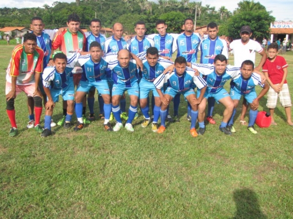 Grande final  de torneio de futebol Amador de campo em Miguel Alves - Imagem 11
