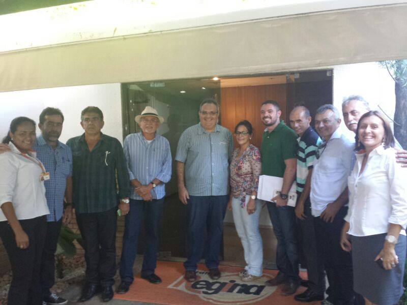 Prefeito Lukano Sá visita granja em Fortaleza para discutir instalação em Oeiras