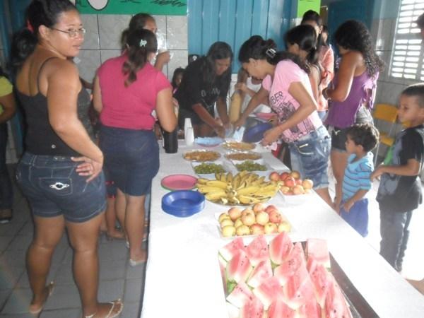 Professores da Creche Tia Neide fazem homenagem para as Mães - Imagem 7