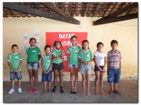  Escola Arlindo Cipriano Leal Comemorou as datas festivas do mês de abril - Imagem 18