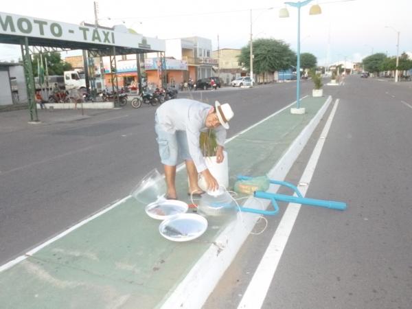 Luminárias da Avenida Sete de Setembro são trocadas em Fronteiras - Imagem 3