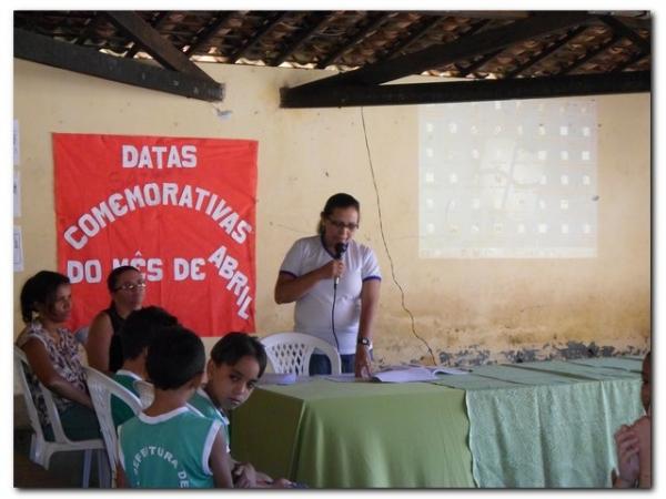  Escola Arlindo Cipriano Leal Comemorou as datas festivas do mês de abril - Imagem 9
