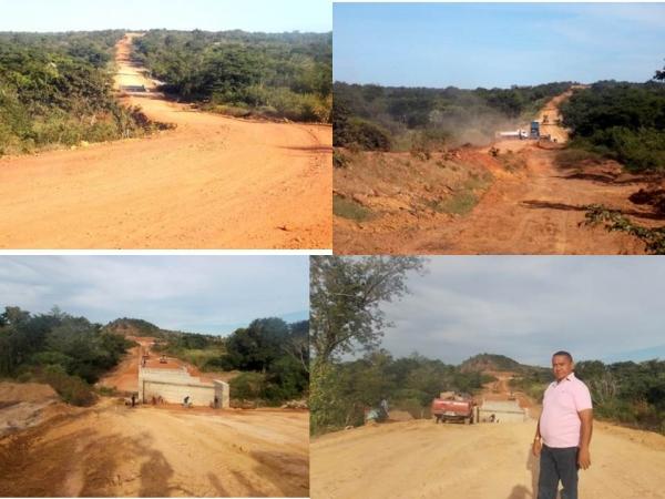 Retomada a obra de ligação da rede asfáltica da localidade Santa Fé a Canavieira - Imagem 6