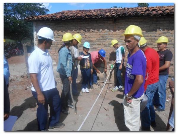 Prefeitura Municipal de Inhuma e ADM em parceria com a Secretaria Estadual de Empreendedorismo beneficiam inhumenses com Curso de Pedreiro - Imagem 17