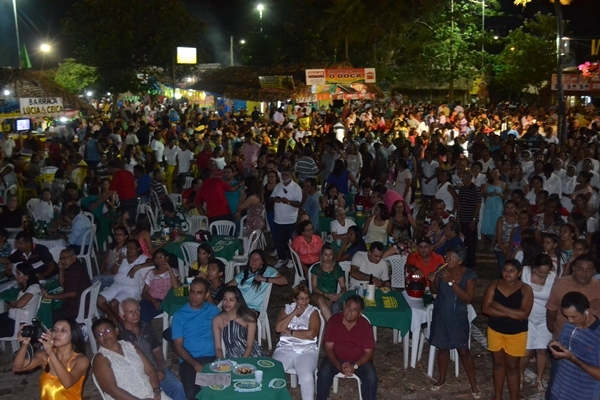 Show de Adriana Melo abre a programação social dos Festejos de Santo Antônio - Imagem 4