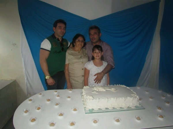 Aconteceram neste último domingo os batizados dos filhos de Edneida Fortes e Sineida Fortes - Imagem 30