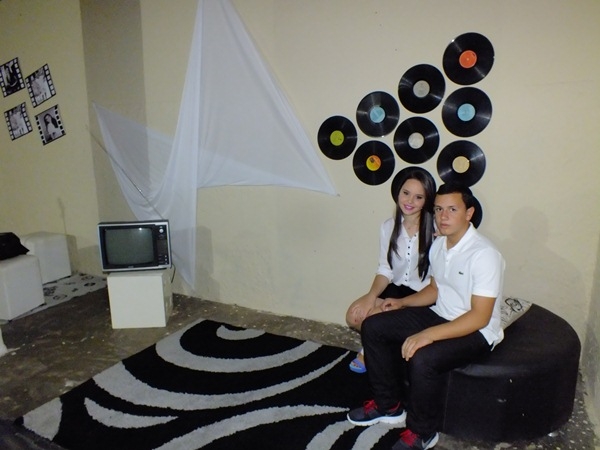 Festa de 15 anos com grande estilo em Dom Expedito Lopes - Imagem 4