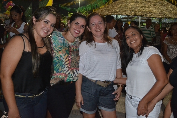 Show de Adriana Melo abre a programação social dos Festejos de Santo Antônio - Imagem 8