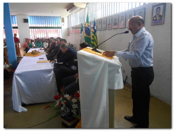 Câmara Municipal realiza Sessão Solene para entrega de títulos de Cidadão inhumense - Imagem 41