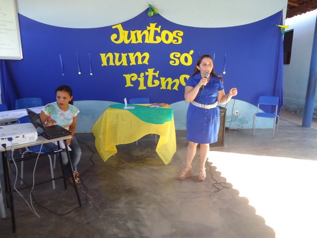 Projeto Juntos Num Só Ritmo aconteceu na Escola Municipal Santa Catarina