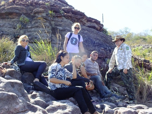 Alunos da turma de História da FADESB, visitam pontos turísticos e históricos da cidade - Imagem 5