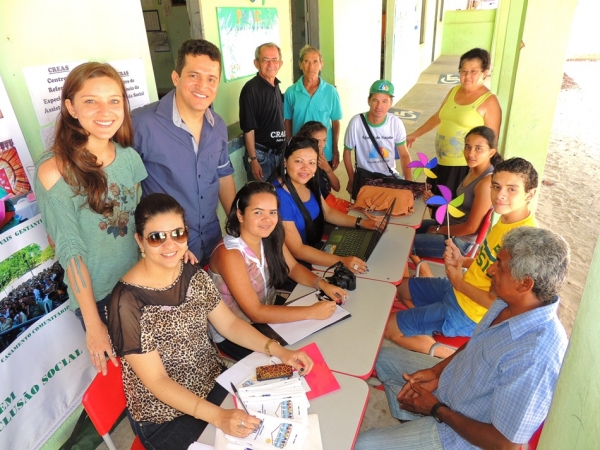 Equipe da SEMAS leva serviços sociais para a Palmeira dos Soares - Imagem 23