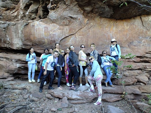 Alunos da turma de História da FADESB, visitam pontos turísticos e históricos da cidade - Imagem 18