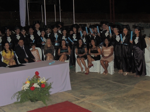 Faculdade Cristo Rei realiza festa de formatura de Biologia e História - Imagem 61