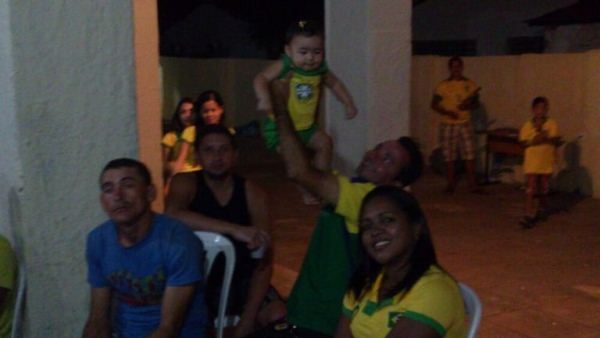 TORCEDORES SE REÚNEM PARA TORCEREM JUNTOS NO CLUBE MUNICIPAL EM DOM EXPEDITO LOPES. - Imagem 13