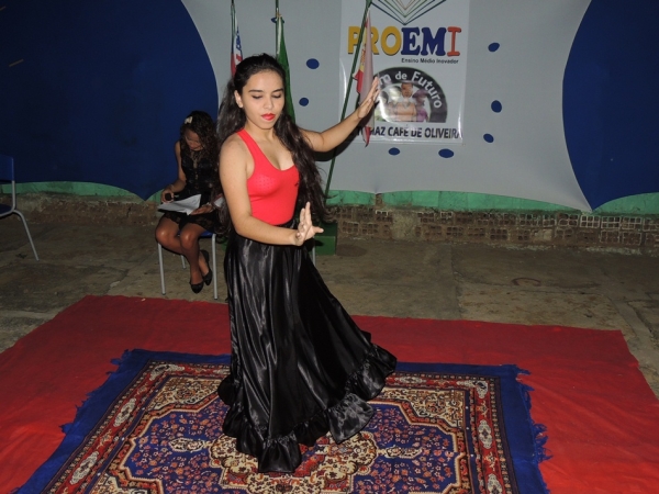 Escola Tomaz Café se destaca pela realização de lindos projetos - Imagem 46